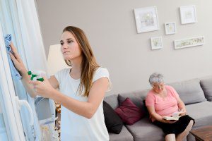 VIVAT propose des prestations à domicile des services à la personne destinées aux publics fragiles
