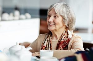 Je veux rester chez moi - Aide à la personne - Service d'aide à la personne - Vivat
